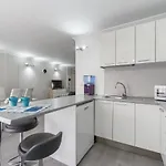 Beatifull La Estrell2-bed In Hotel *